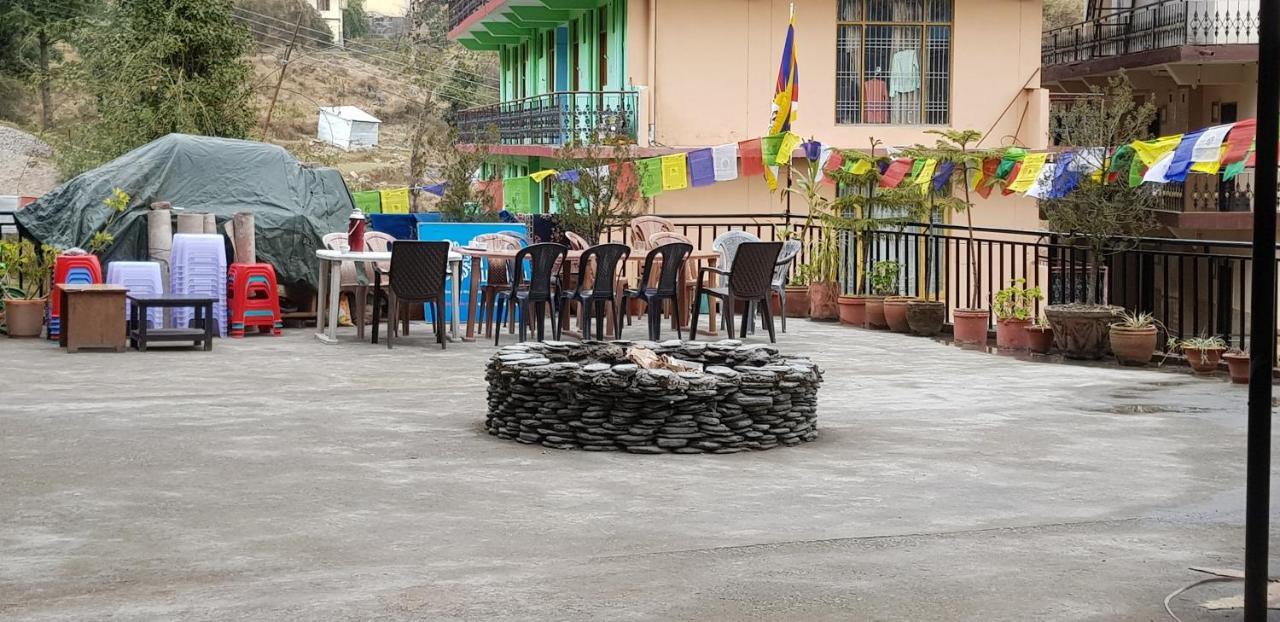 Tibet World Hostel McLeod Ganj Bagian luar foto